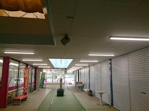 高洲第一ショッピングセンターアーケード照明器具交換工事